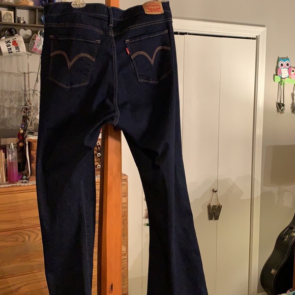 Jeans - Picture 4 of 5